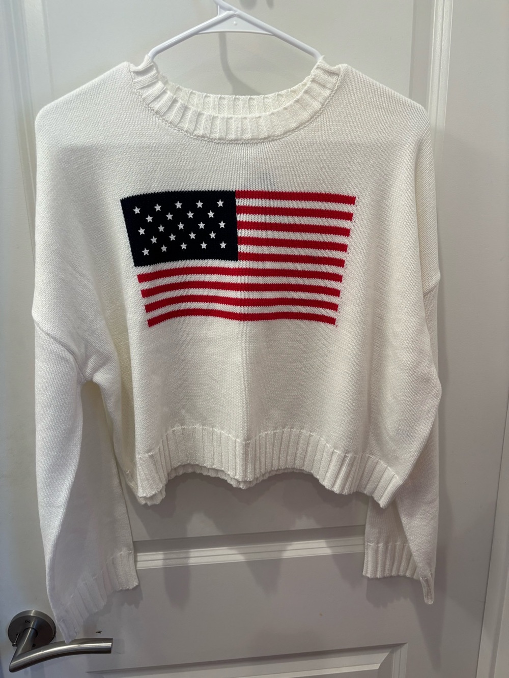NWT Moon & Madison White American Flag Knit Sweater - XL
